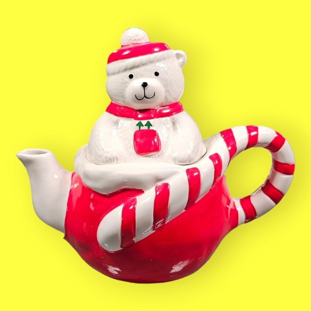 House of Lloyd Christmas Around the World Teddy Polar Bear Candy Cane‎ Teapot